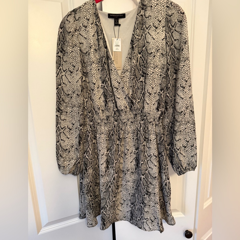 Banana Republic dress. NWT